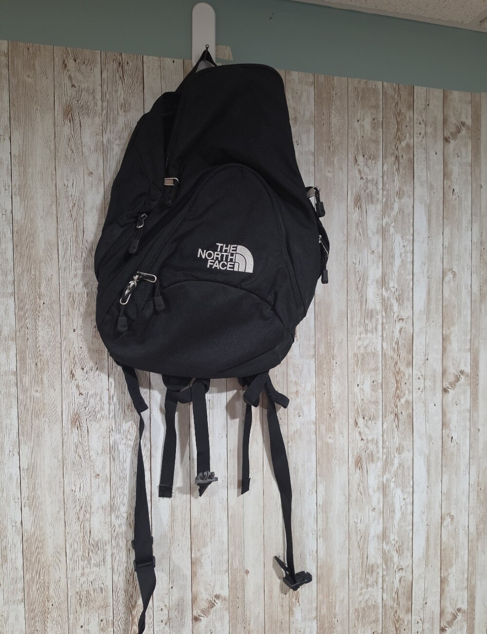 The North Face Pandora Black Medium Zip Backpack Padded Straps External Pockets